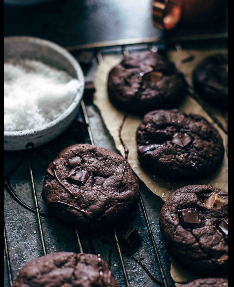 Super fudgy chocolate brownie cookies