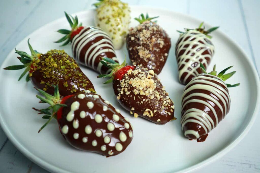 Gourmet Strawberries Dipped in Chocolate Chocolate Covered Weekly